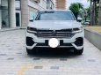 Volkswagen Touareg Luxury 2023 - Cần bán Touareg 2023 SG 1500km odo