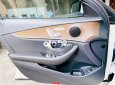 Mercedes-Benz E200 Bán Xe Gia Đình MercedesBenz E200 màu Trắng 16.000 2019 - Bán Xe Gia Đình MercedesBenz E200 màu Trắng 16.000