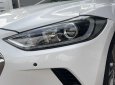 Hyundai Elantra Gls 2016 - Bán xe Hyundai Elantra Gls 2016, màu trắng