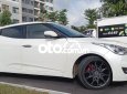 Hyundai Veloster Huyndai  2011 trắng mơi 90% 2011 - Huyndai Veloster 2011 trắng mơi 90%