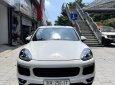 Porsche Cayenne 2016 - Số tự động