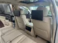 Lexus LX 570 2016 - Bán xe Lexus LX570 sản xuất năm 2016 xe đăng ký cá nhân, màu trắng nội thất kem, xe đi được 86.000Km chất xe còn rất mới