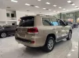 Toyota Land Cruiser 4.6 V8 2016 - Land Cruiser 4.6V8 2016, đăng ký tên tư nhân, xe 1 chủ, xe cực đẹp.