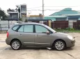 Kia Carens 2011 - Chính chủ bán xe Kia Caren 2011 số sàn bản đủ máy 2.0 có cửa sổ trời.  