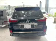 Lexus LX 570 Trung Đông 2016 - Bán ô tô Lexus LX 570 Trung Đông 2016, màu đen