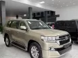 Toyota Land Cruiser 4.6 V8 2016 - Bán Toyota Land Cruiser 4.6 V8 2016, màu vàng cát cực đẹp.