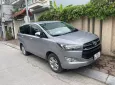 Toyota Innova 2016 - Bán xe Innova số sàn 2016 ( form 2017), xe gia đình, xe đẹp ( không phải xe showroom) ít đi, tháng chạy loanh quanh vài 