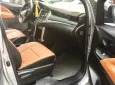 Toyota Innova 2016 - Bán xe Innova số sàn 2016 ( form 2017), xe gia đình, xe đẹp ( không phải xe showroom) ít đi, tháng chạy loanh quanh vài 