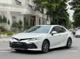 Toyota Camry 2022 - Đẹp xuất sắc Camry 2.5Q/SX 2022, đăng ký 2023, 1 chủ sd, xuất hóa đơn 500 triệu.