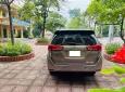 Toyota Innova 2.0E 2020 - Gia đình tôi cần bán chiếc xe ô tô Toyota Innova 2.0E màu xám vàng 2020