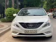 Hyundai Sonata 2010 - Em cần nhượng lại chiếc xe Hyundai Sonata Y20 , đăng ký lần đầu 31/12/2010