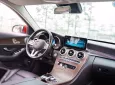 Mercedes-Benz C200 EXCLUSIVE 2021 - Cần bán gấp xe Mercedes EXCLUSIVE 2021, màu đỏ