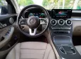 Mercedes-Benz GLC 300 2021 - Cần bán Mercedes 2021, màu đen nội thất kem 