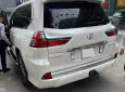 Lexus LX 570 2016 - Cần bán xe Lexus LX 570 2016 Trung Đông xe xuất sắc