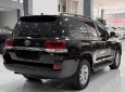 Toyota Land Cruiser 4.6 V8 2019 - Bán Toyota Land Cruiser 4.6 V8 sản xuất 2019. Xe cực mới.