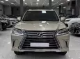 Lexus LX 570 2016 - Bán Lexus LX570 sản xuất 2016 màu vàng cát.
