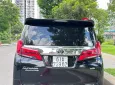 Toyota Alphard 2019 - Toyota Alphard kèm tài xế
