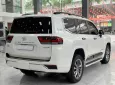 Toyota Land Cruiser LC300 2025 - Bán Land Cruiser LC300 sản xuất 2025, siêu lướt 5000Km