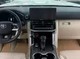 Toyota Land Cruiser LC300 2025 - Bán Land Cruiser LC300 sản xuất 2025, siêu lướt 5000Km