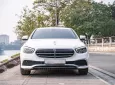Mercedes-Benz E200 Exclusive V1 2022 - Mercedes Exclusive V1 2022 lướt, giá êm 