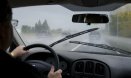 Kinh nghiệm lái ô tô an toàn trong mùa mưa
