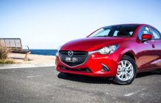 Mazda 2 bị triệu hồi do lỗi phanh tại Úc Mazda 2 bị triệu hồi do lỗi phanh tại Úc