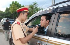 10 lỗi phổ biến mà các tài xế ô tô thường vi phạm