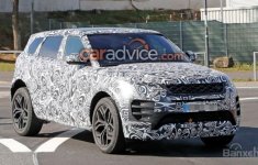Lộ diện hình ảnh nội thất mẫu xe Range Rover Evoque 2019 Lộ diện hình ảnh nội thất mẫu xe Range Rover Evoque 2019