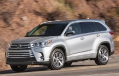 10 mẫu ô tô bền bỉ nhất sau 15 năm: Khẳng định chất lượng xe Toyota