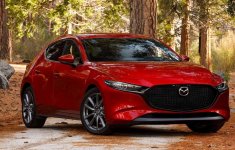 Có nên mua Mazda 3 2019 - mẫu xe sang dành cho người Việt trẻ
