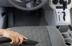 Mách bạn 'mẹo' bảo dưỡng ghế da đơn giản nhưng đầy hiệu quả