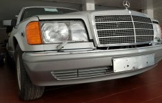 Mercedes 560 SEL đời 1986 có giá 170.000 USD