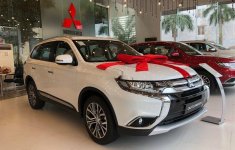 Mitsubishi Outlander 2019 giảm tới 144 triệu tại đại lý