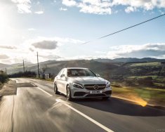 Mercedes-Benz E class 2016 - E 2017 Mercedes-Benz nhập khẩu nguyên chiếc, giao xe ngay tháng 10, đủ màu lựa chọn giá 2 tỷ 900 tr tại Hà Tĩnh