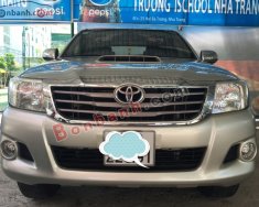 Toyota Hilux 3.0MT 2012 - Bán Toyota Hilux 3.0MT đời 2012, màu bạc, nhập khẩu nguyên chiếc chính chủ, 585tr giá 585 triệu tại Khánh Hòa