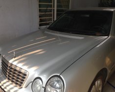 Mercedes-Benz E240 2001 - Cần bán xe Mec E240 2001 tại Đà Nẵng giá 275 triệu tại Đà Nẵng