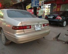 Toyota Camry LE 2.2 AT 1998 - Cần bán Toyota Camry LE 2.2 AT đời 1998, màu vàng, nhập khẩu chính hãng, 310tr giá 310 triệu tại Bắc Giang