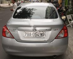 Nissan Sunny 2013 - Cần tiền bán gấp xe Nissan sunny đời 2013, xe gia đình giá 365 triệu tại Khánh Hòa