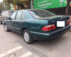 Mercedes-Benz E230 1998 - Bán ô tô Mercedes-Benz E230 đời 1998 màu xanh lục, 165 triệu, xe nhập giá 165 triệu tại Hải Dương