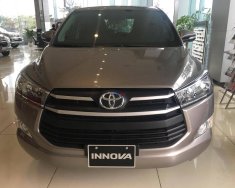 Toyota Ipsum 2017 - Bán xe Toyota Ipsum 2.0 E 2017 giá 793 triệu tại