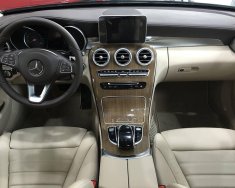 Mercedes-Benz C250 E 2017 - Bán xe Mercedes E 2017, màu đỏ, nhập khẩu chính hãng giá 1 tỷ 400 tr tại Đà Nẵng