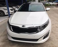 Kia Optima AT 2015 - Cần bán gấp Kia Optima AT đời 2015, màu trắng, xe nhập chính chủ giá 820 triệu tại Hà Nội