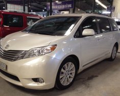 Toyota Sienna Limited 2013 - Cần bán Toyota Sienna Limited đời 2013, màu trắng, nhập khẩu Mỹ, bảo hành 1 năm giá 2 tỷ 590 tr tại Tp.HCM