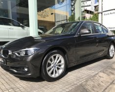 BMW 3 Series 320i 2017 - Bán BMW 3 Series 320i, màu nâu (Jatoba), nhập khẩu nguyên chiếc. Cam kết giá rẻ nhất toàn quốc, có xe giao ngay giá 1 tỷ 468 tr tại TT - Huế