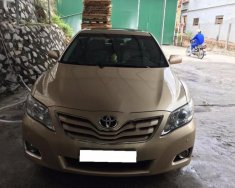 Toyota Camry LE 2010 - Cần bán xe Toyota Camry LE 2010, màu vàng, nhập khẩu giá 930 triệu tại Quảng Ninh