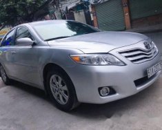 Toyota Camry LE   LE 2.5 2010 - Bán ô tô Toyota Camry LE LE 2.5 đời 2010, màu bạc, nhập khẩu giá cạnh tranh giá 900 triệu tại Tp.HCM