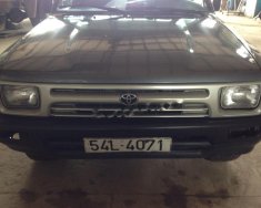 Toyota Hilux 4x2MT 1994 - Bán Toyota Hilux 4x2MT sản xuất 1994, màu xám, xe nhập giá 75 triệu tại Bình Dương