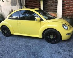 Volkswagen Beetle MT 2005 - Cần bán Volkswagen Beetle MT đời 2005, màu vàng số sàn giá cạnh tranh giá 345 triệu tại Bình Dương