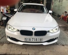 BMW 3 Series 320i 2013 - Cần bán lại xe BMW 3 Series 320i đời 2013, màu trắng chính chủ giá 1 tỷ 99 tr tại Hậu Giang