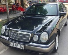Mercedes-Benz E class E230 AT 1999 - Cần bán gấp Mercedes E230 AT đời 1999, màu đen giá cạnh tranh giá 195 triệu tại Tp.HCM